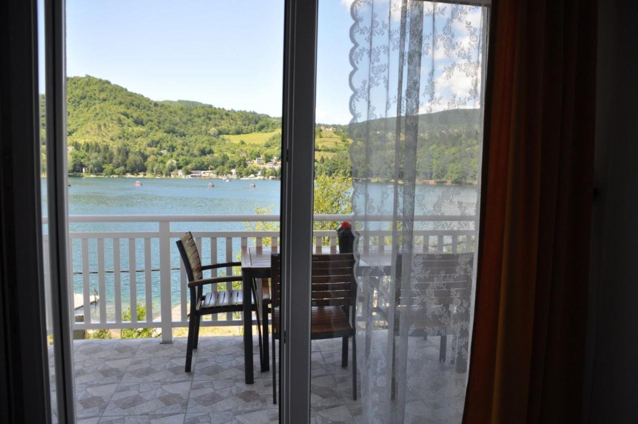 Villa Pliva Lake 3 يايتشه المظهر الخارجي الصورة